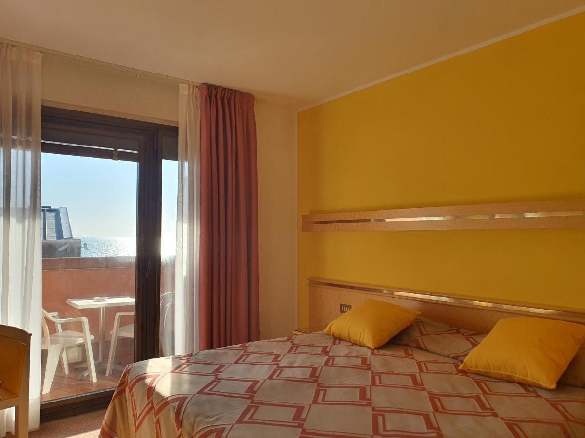 Hotel Antares Grado Exterior foto