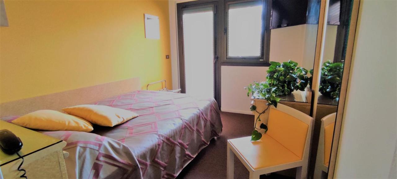 Hotel Antares Grado Exterior foto