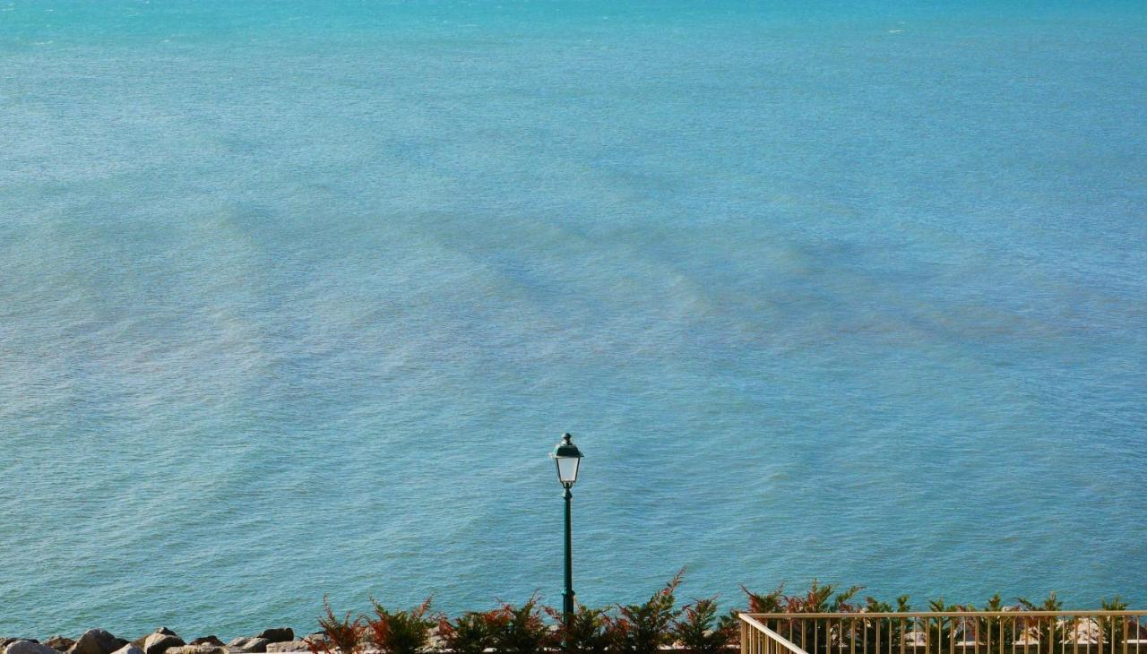 Hotel Antares Grado Exterior foto